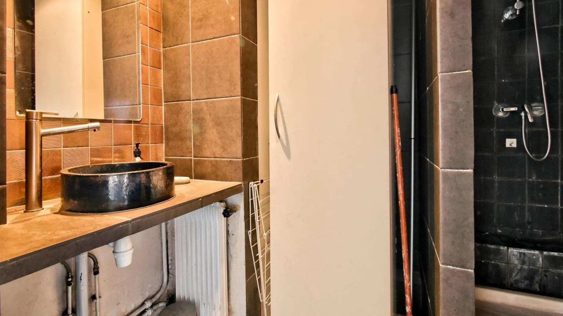 Charming Apartment In The Heart Of Nation Paris France